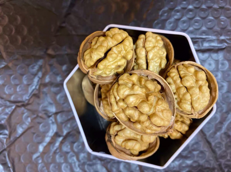 新疆薄皮核桃阿克苏2020新货唐山核桃