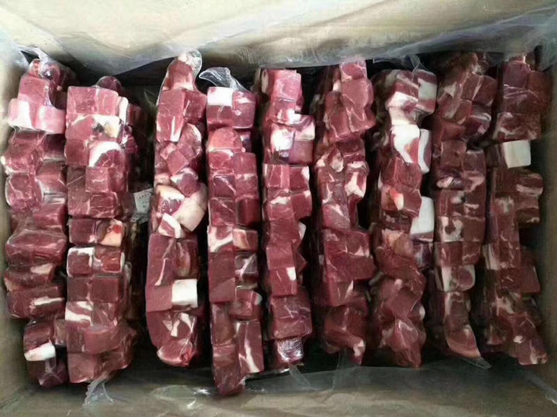 牛肉粒不碎不散厂家直销，质量高价格低！