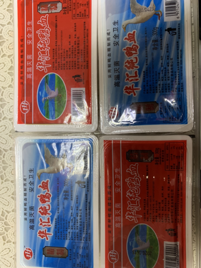 300克盒装，华汇鸭血，厂家直销，品质保证！