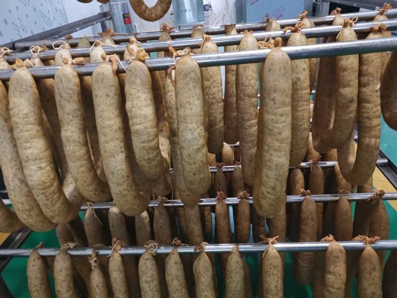 驴肉味熏制罗汉肠，纯肉肠，不含一滴水，冷冻可以！