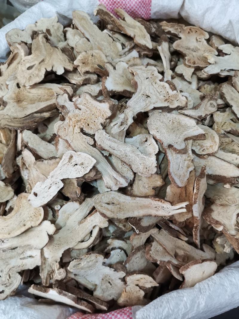 中药材，白术片，产地浙江，今年新货，颜色飘亮价格合理