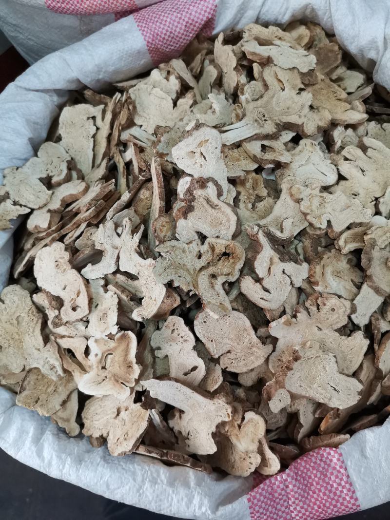 中药材，白术片，产地浙江，今年新货，颜色飘亮价格合理