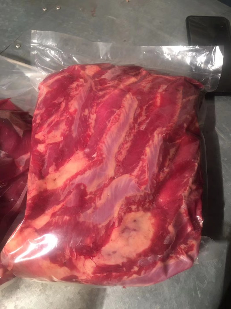 正宗阿坝州草原牦牛肉，假一赔十，都是现杀的鲜货