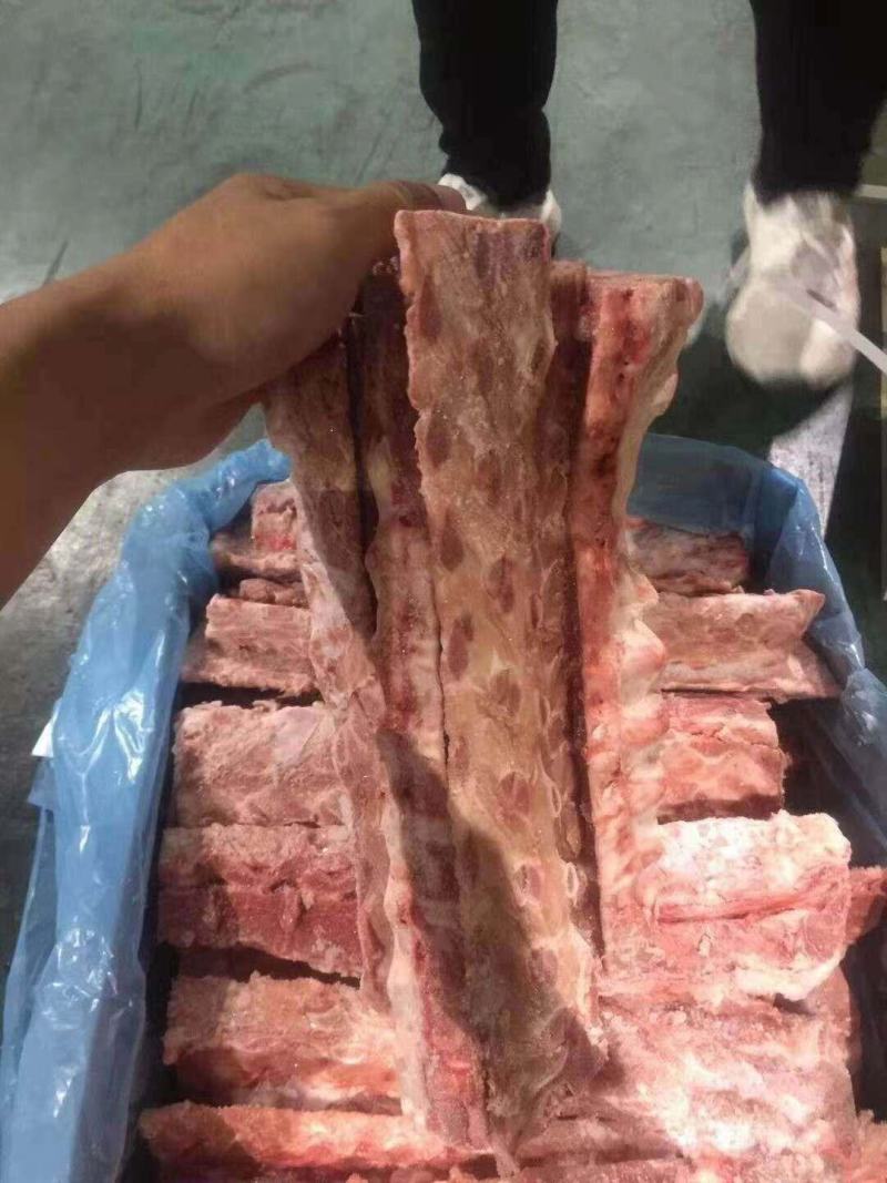 猪背骨猪龙骨排骨质优价廉手续齐全品质保证