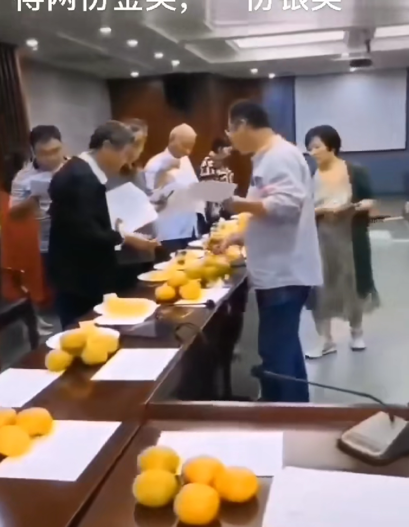 大秋甜柿果苗，品种正宗