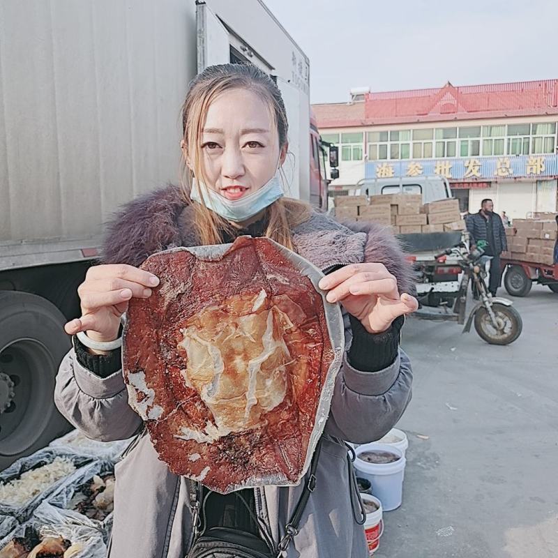 明蜇皮，大量新货，新货新到家，一盒净重5斤，