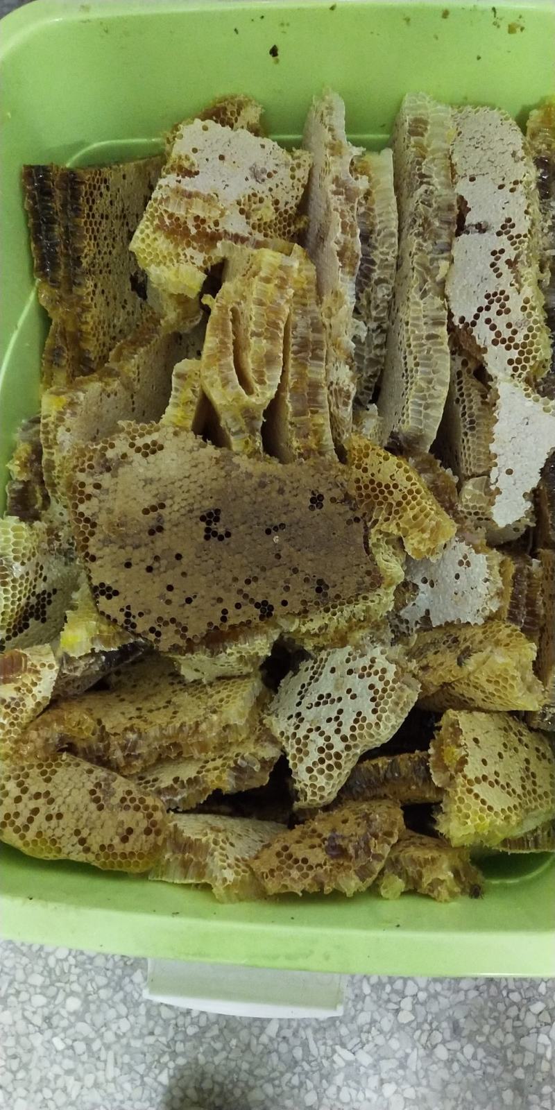 土蜂蜜中蜂自然割巢蜜