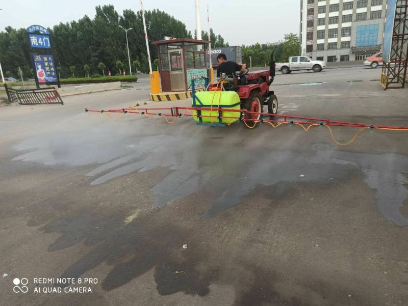 农用拖拉机车载式高压喷雾打药机自走式折叠杆大容量打药机