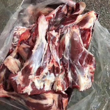 牛腱子，黄牛肉，各种部位都有，纯干无水，全国配送冷链