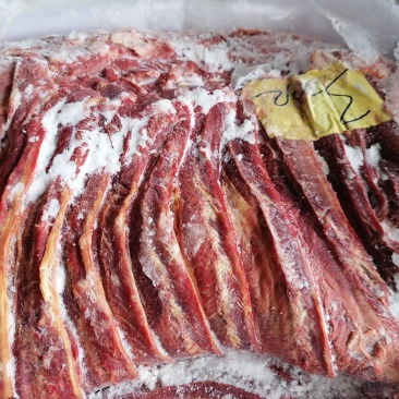 蒙古马肉四分体肋条现货出……大量供应，，一手货源