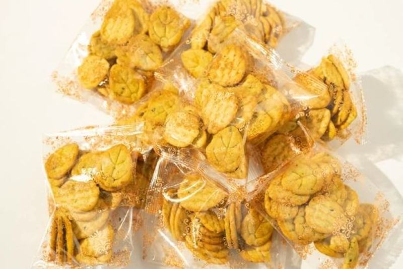 百罗萨九蔬小饼干，日式小枕头，焦糖小方饼工厂直销
