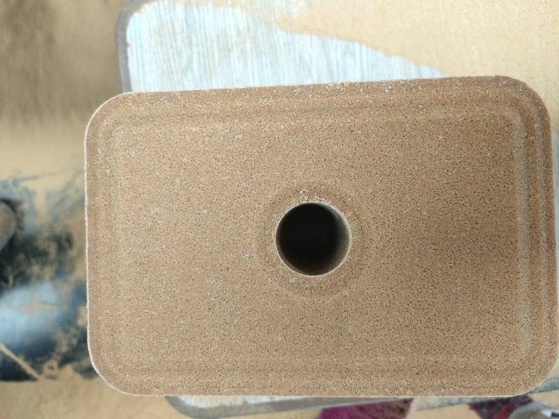 欢蓄高端产品牛羊舔砖，安企业标准生产新设备1000吨压力