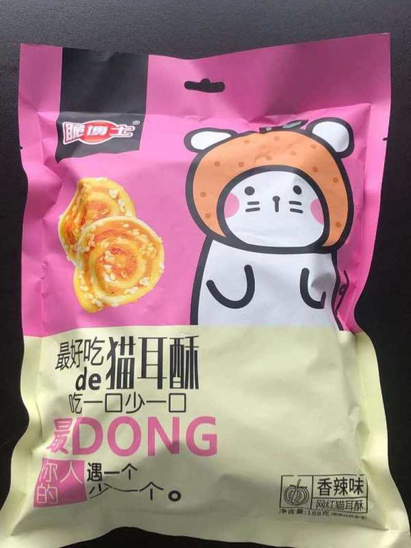 脆博士猫耳酥芝麻味香辣味香酥脆用料十足就是喜欢你