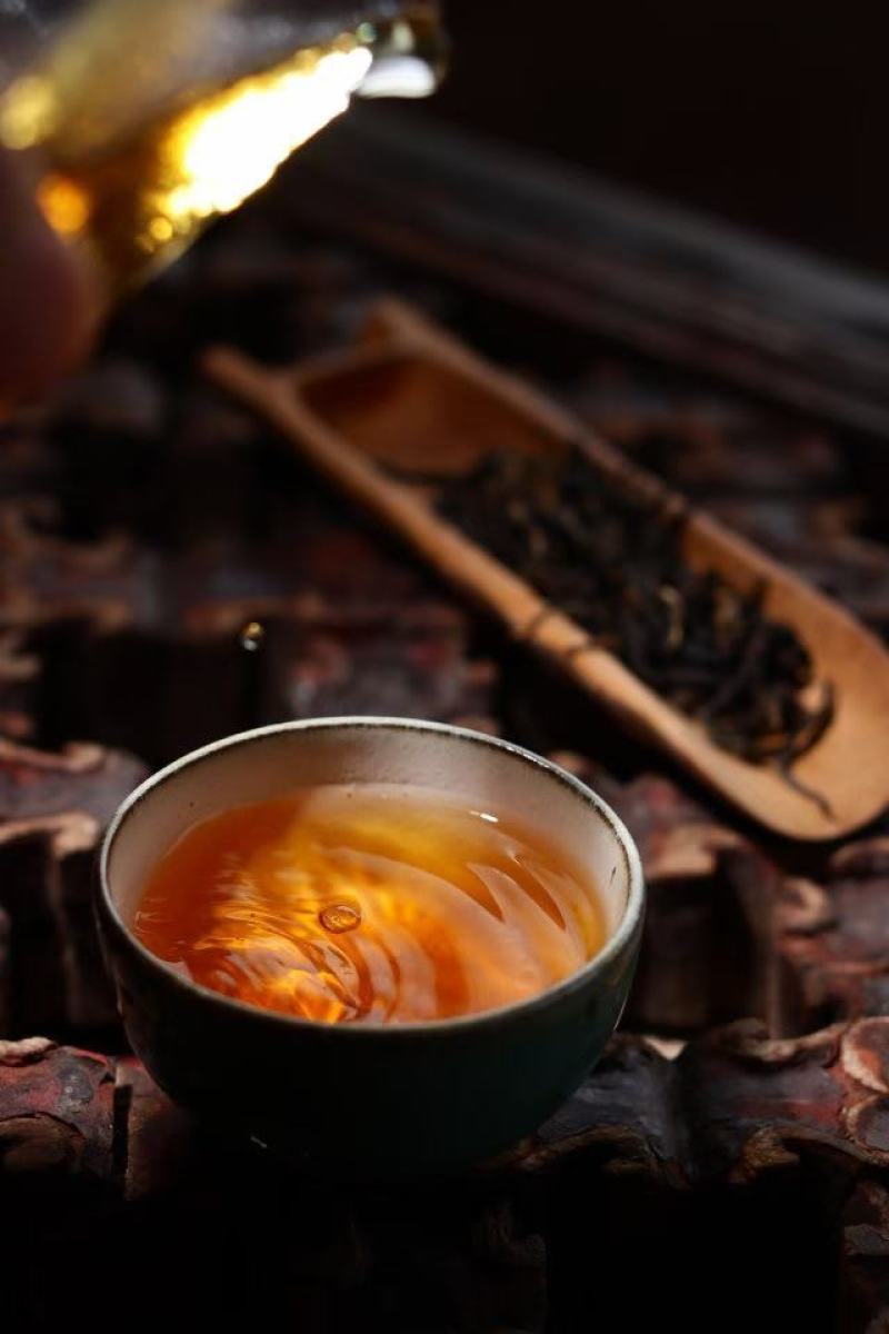 红茶茶普洱茶滇红蜜香老树茶龙珠