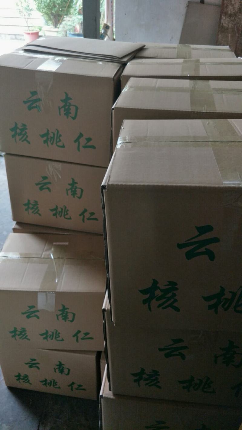 云南核桃仁泡核桃仁大片选货精选新货品质非常好