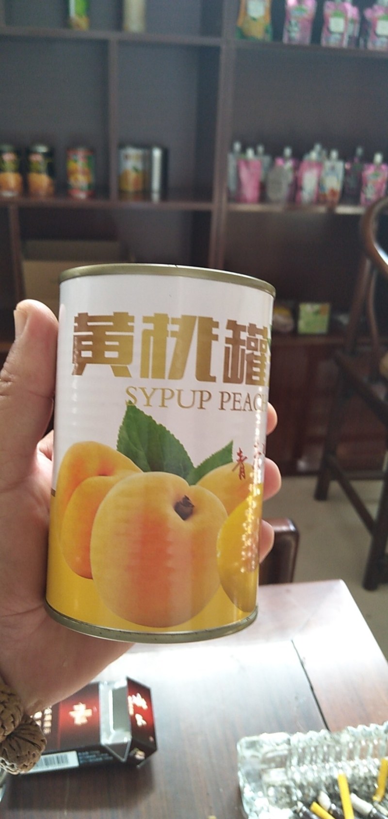 砀山黄桃罐头，品种齐全，大量出售，有要的联系，