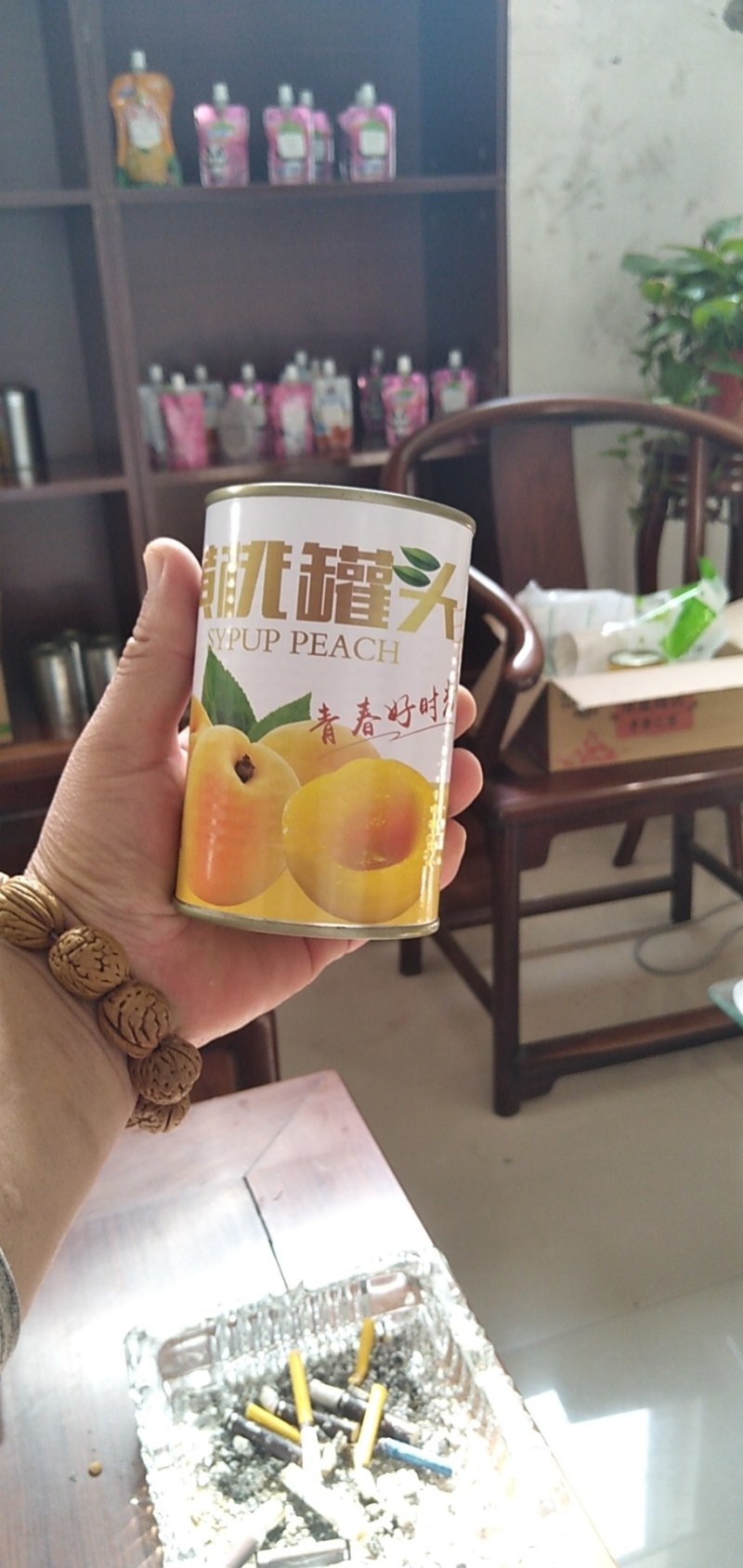 砀山黄桃罐头，品种齐全，大量出售，有要的联系，