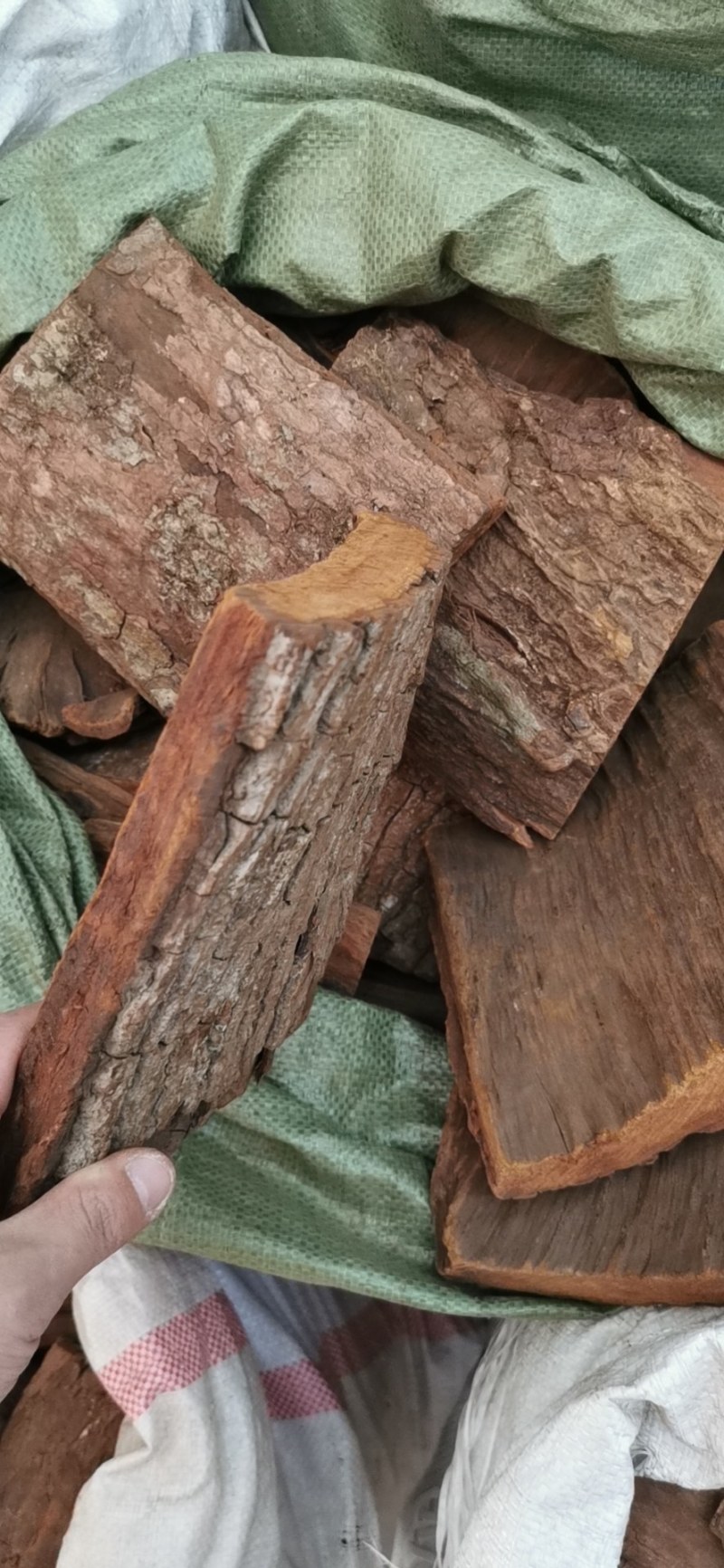 卡宾达树皮。原产地一手货源价格便宜了一斤也包邮
