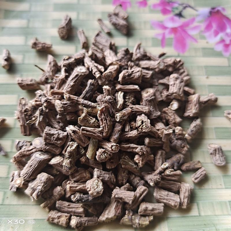 甘肃北柴胡段500g包邮，药效非常好，质量保证