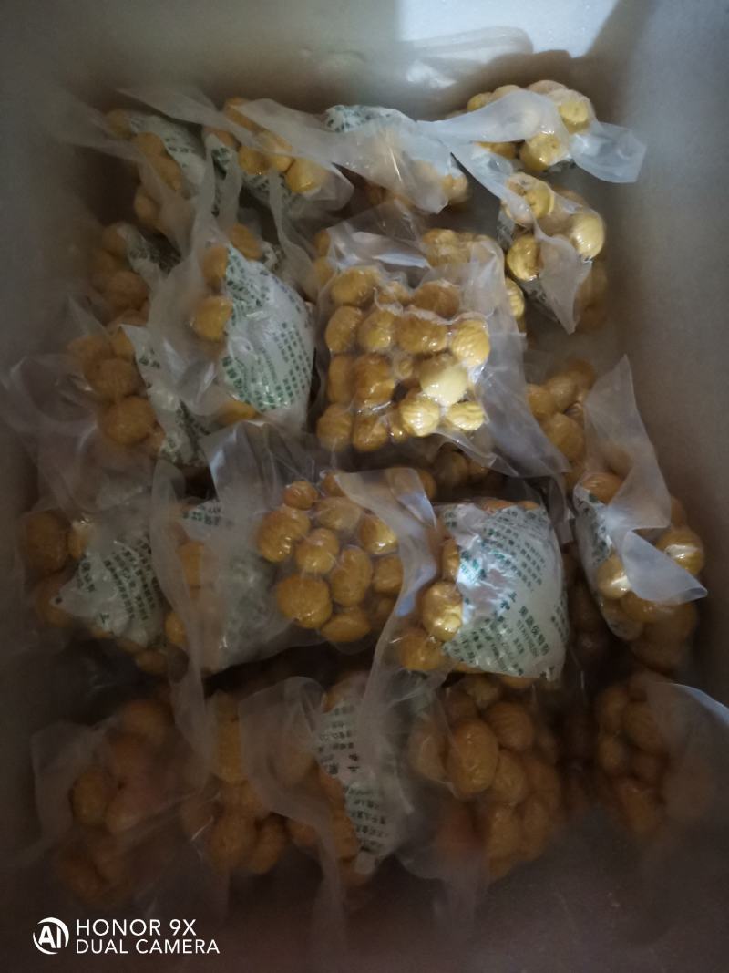 沂蒙山有机板栗栗米，栗仁，仁大量供应，对接电商微商商超