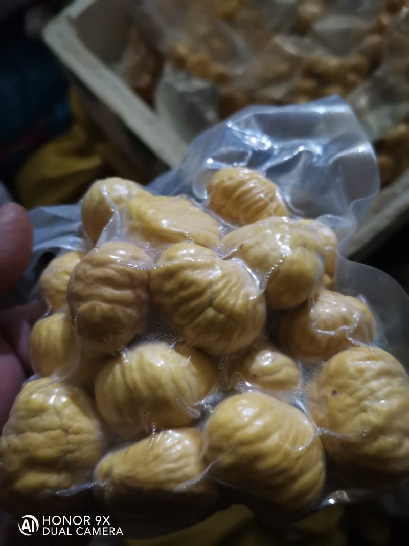 沂蒙山有机板栗栗米，栗仁，仁大量供应，对接电商微商商超