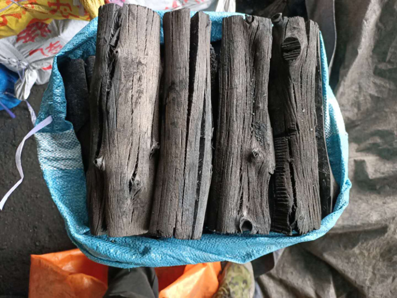 木马王炭马尾松炭的高温木炭