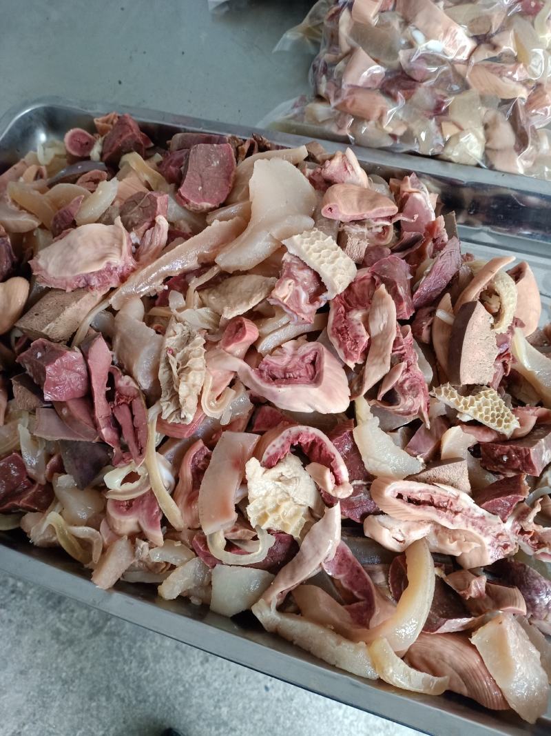 牛杂本地黄牛杂新鲜现煮