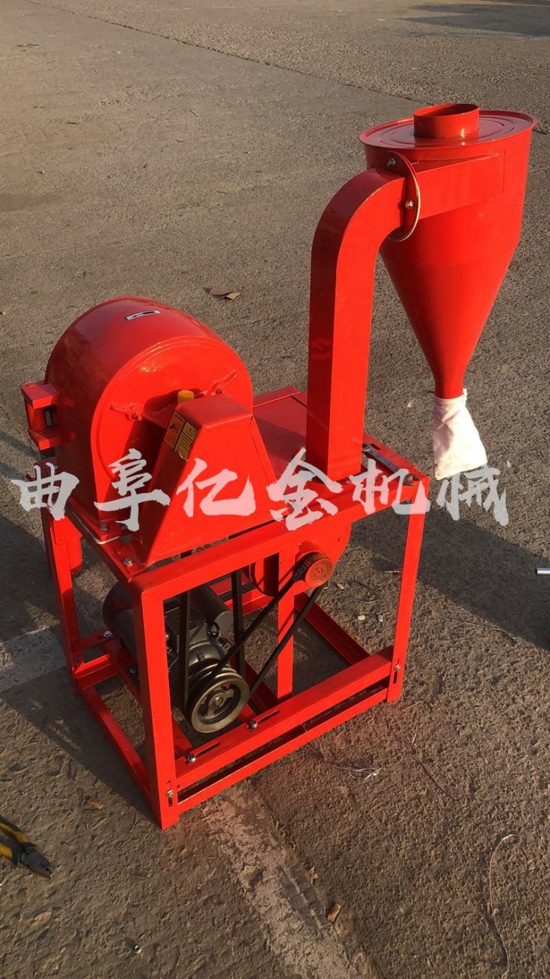 自吸式粮食粉碎机养殖场玉米大豆饲料打碎机两相电齿爪除尘型