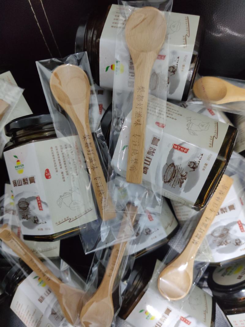 砀山纯梨膏0添加精选砀山酥梨鲜榨梨汁熬制