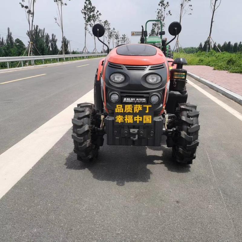 江苏地区专用四轮大棚王拖拉机，多种型号温室旋耕用拖拉机