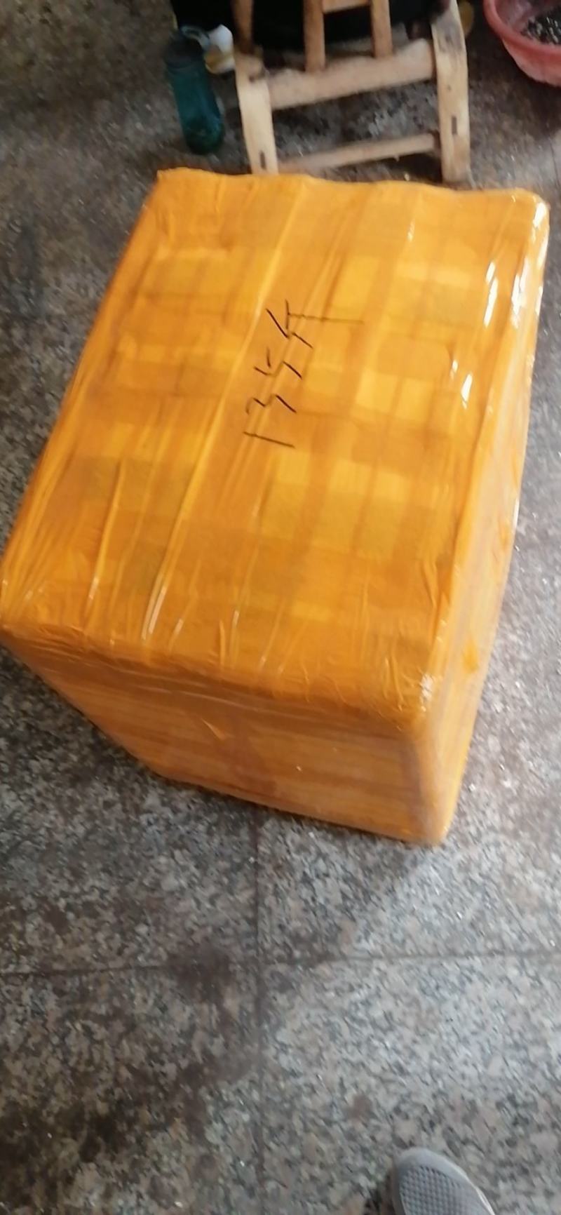 树蜂3级精品蜂蛹熟冻生冻都有货，货源充足电联采购