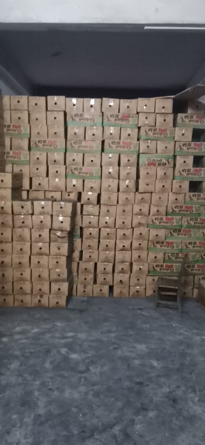 100%纯竹炭，制机木炭，环保木炭批发