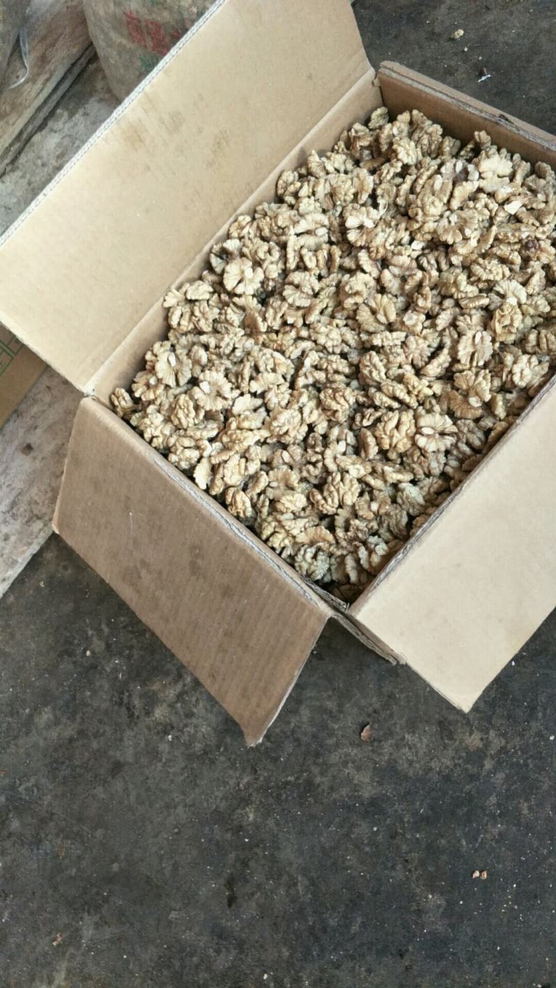 云南核桃仁泡核桃仁大片选货精选新货品质非常好