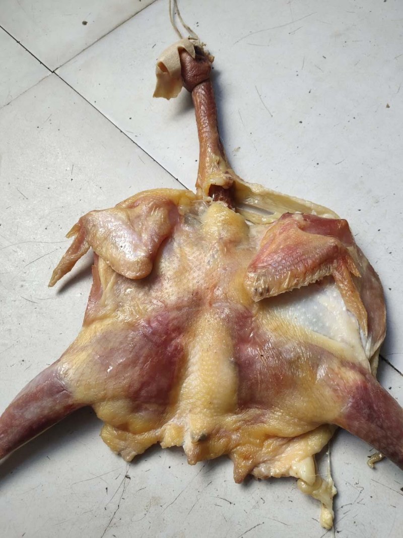 腊鸡风干鸡市场年货热卖产品