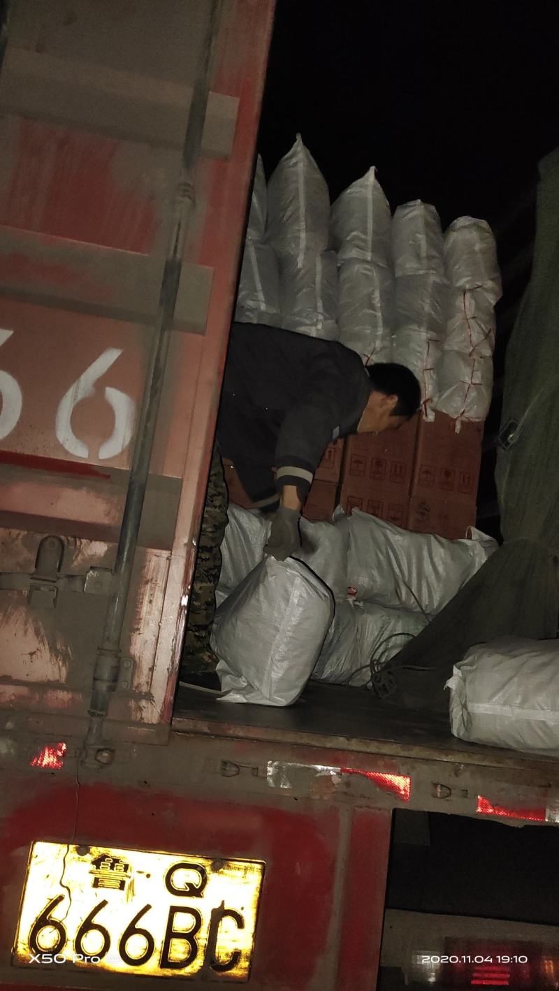 山东红薯粉条机器手工都有各种规格赶集批发摆摊