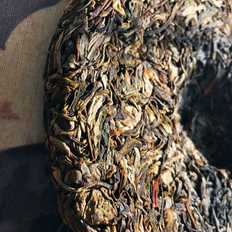 2019年老班章古树茶生茶饼茶357g欢迎选购！
