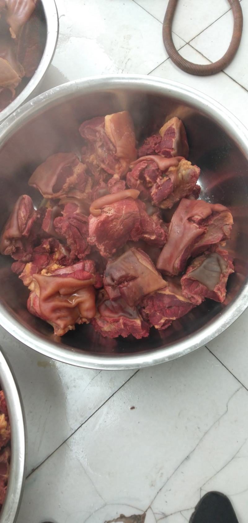 老汤五香熟马肉，在保证口味和质量的同时，价格低到不可思议