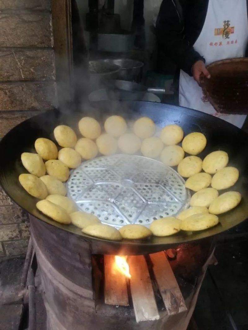云南绥江特产正宗包谷粑