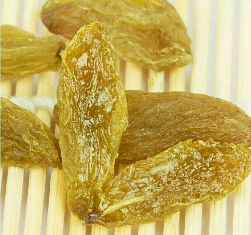 批发【葡萄干】绿香妃葡萄干来自吐鲁番大粒子一箱20斤批发