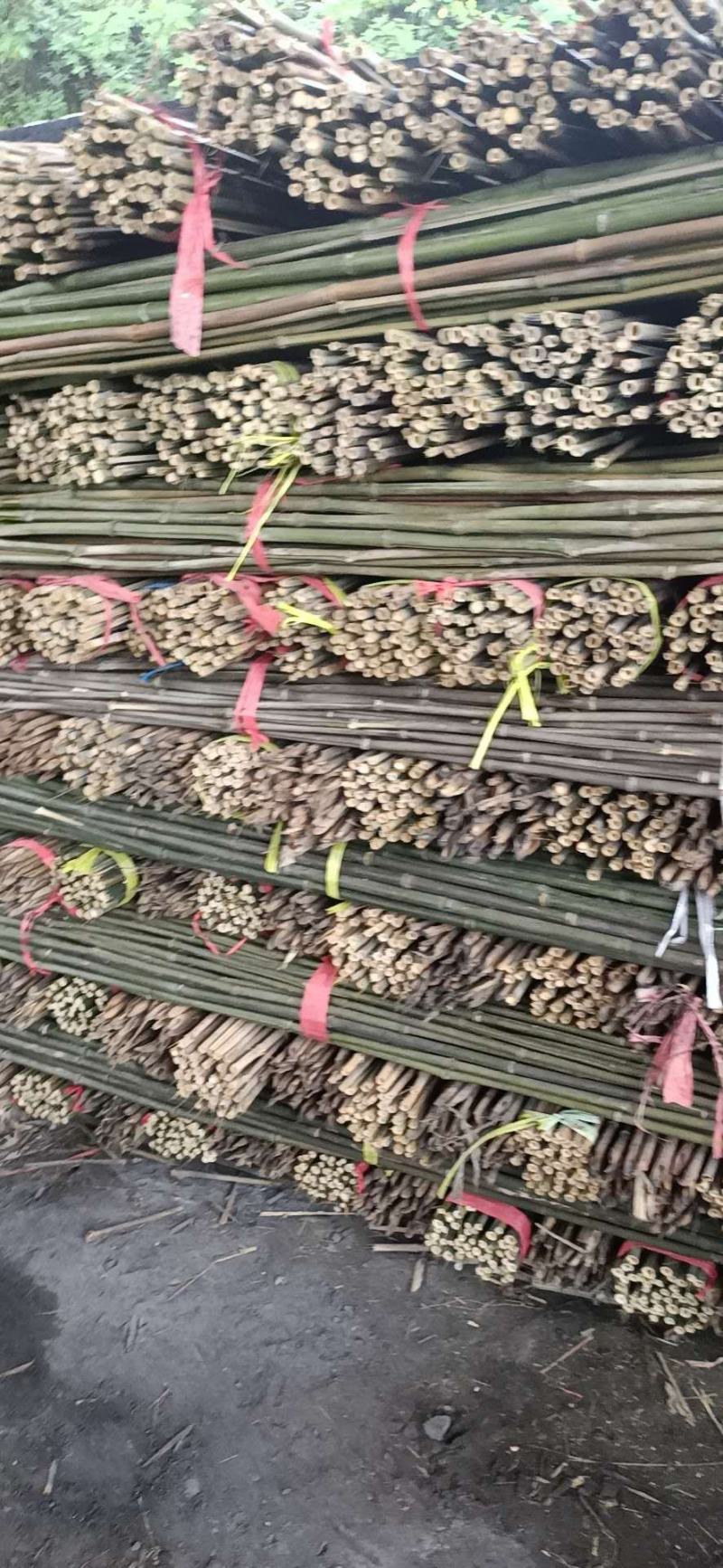 优质的竹竿大量批发。我需要的老板可以来咨询。