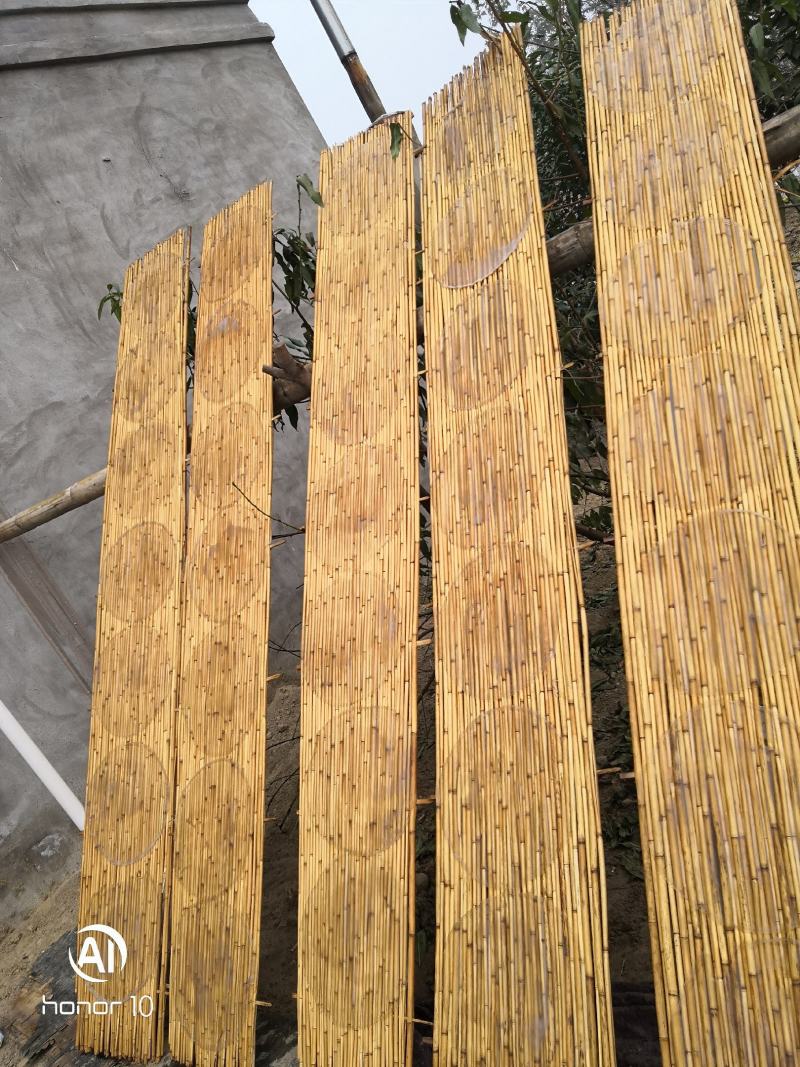 出售纯手工高公红薯粉皮红薯粉皮农家手工圆粉皮凉拌