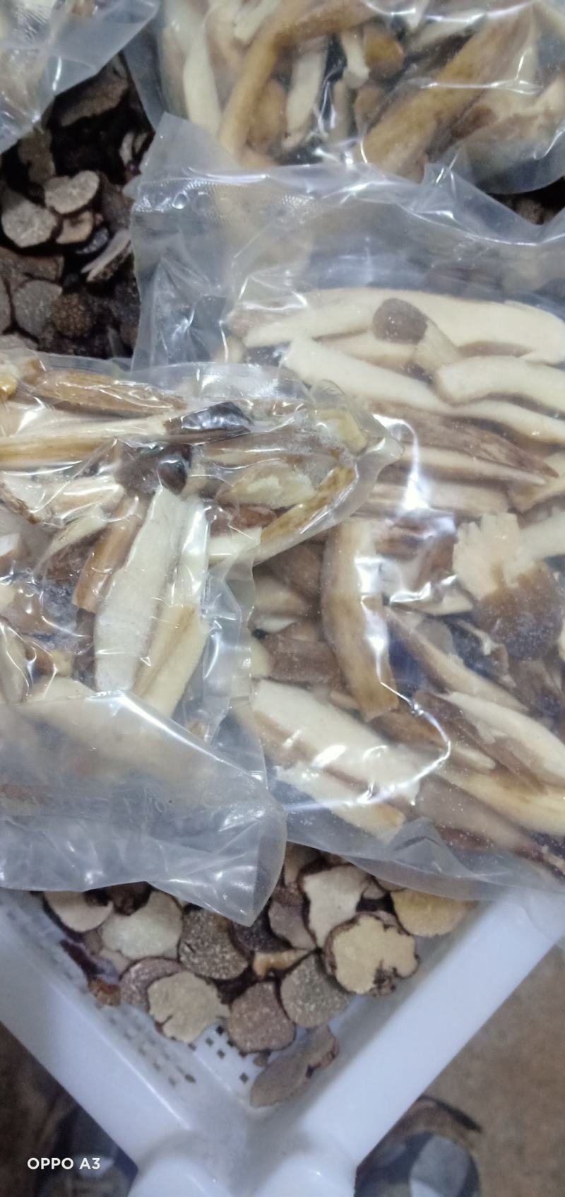 冰冻鸡枞片，全菇体加工