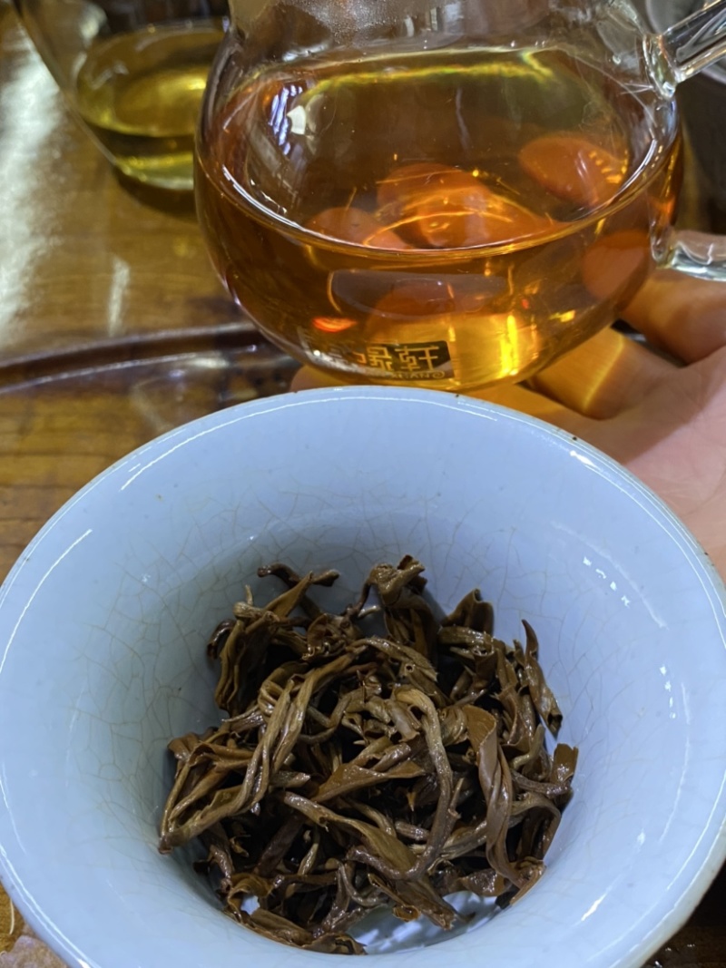 红茶，滇红工夫茶老树茶金芽一芽一叶特价包邮59元250克