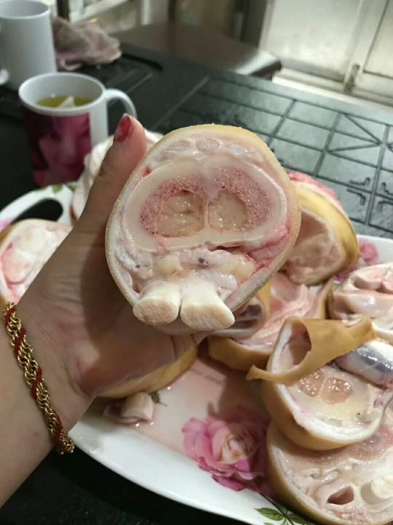 火烧带毛牛蹄，半去骨，全去骨，全部现货发售