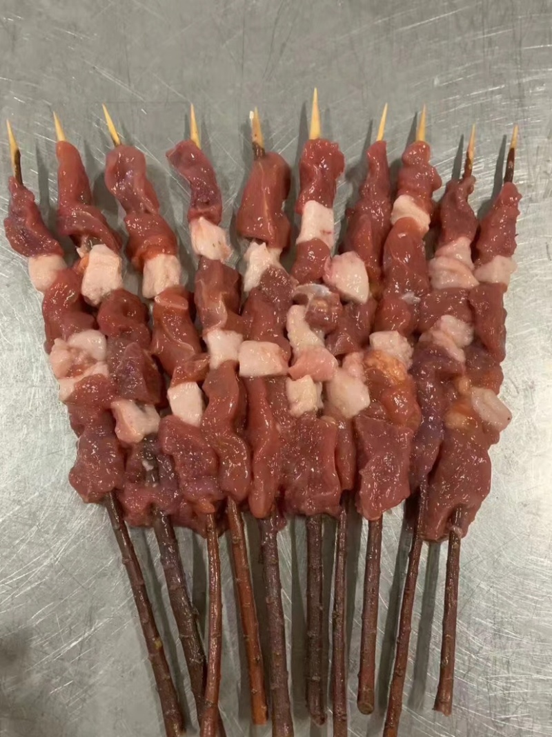 红柳枝羊肉串口感新鲜烧烤食材商超手续齐全