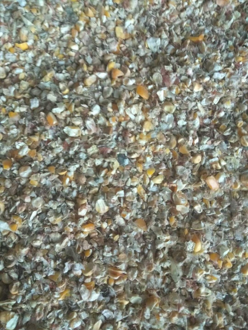 玉米下脚料，喂鸡鸭鹅都行