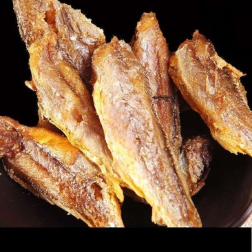 香酥小黄鱼，酥酥脆脆很好吃，即食小零食，又酥又脆