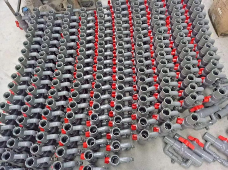 水管滴灌管滴灌喷灌设备水肥一体化设备管件