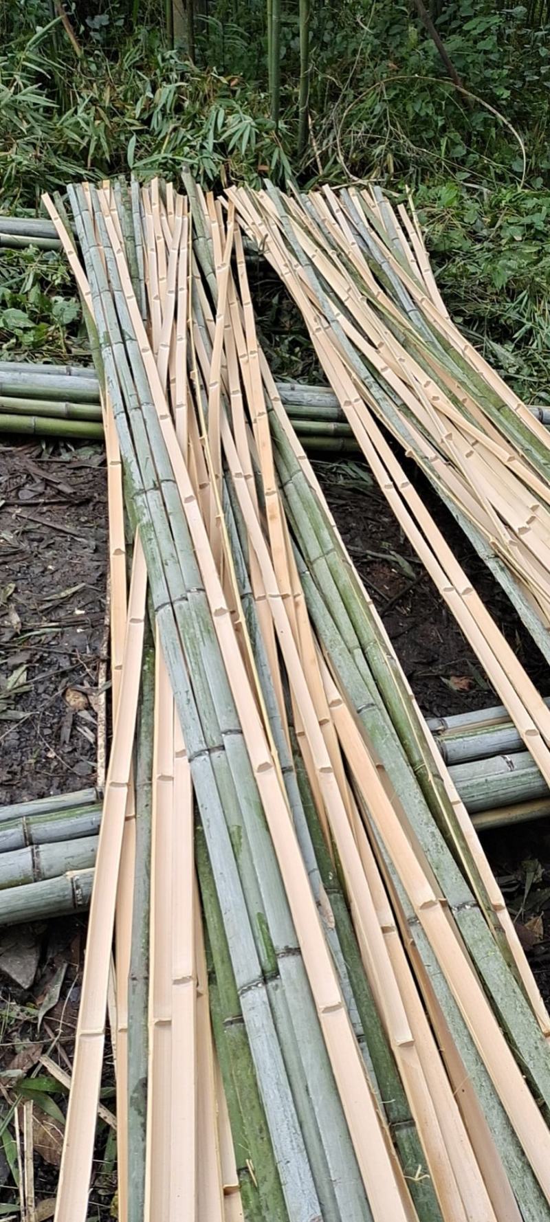 大量出售各种规格竹片，竹子
