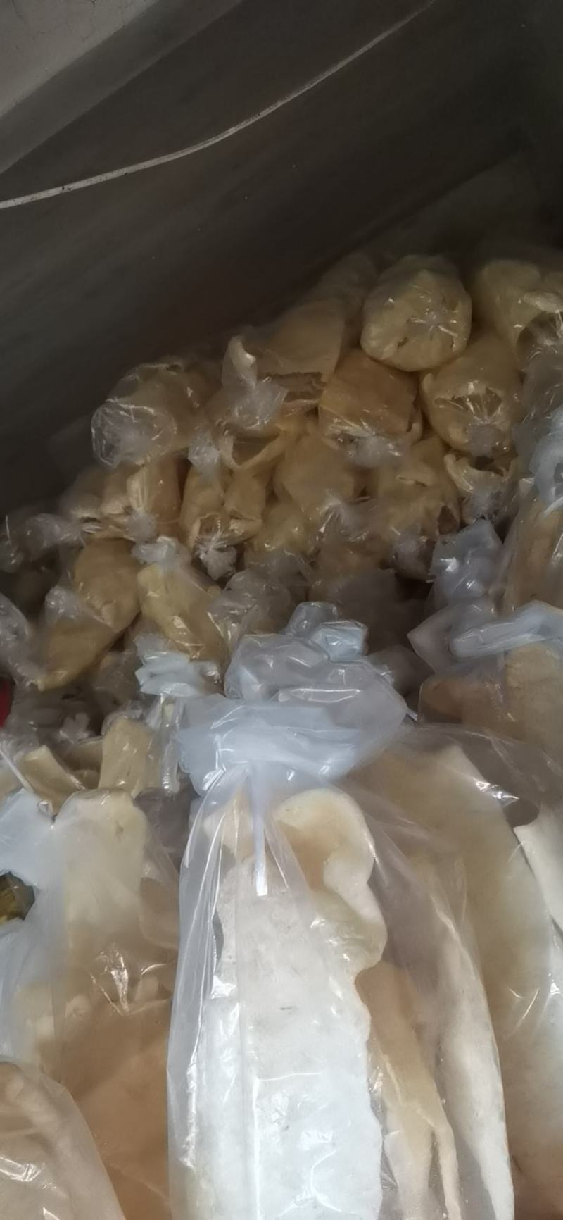 干猪皮，油炸猪皮，蹄筋，批发零售